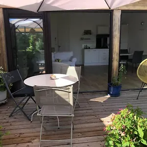  Hébergement de vacances Hameau De Chantelierre France